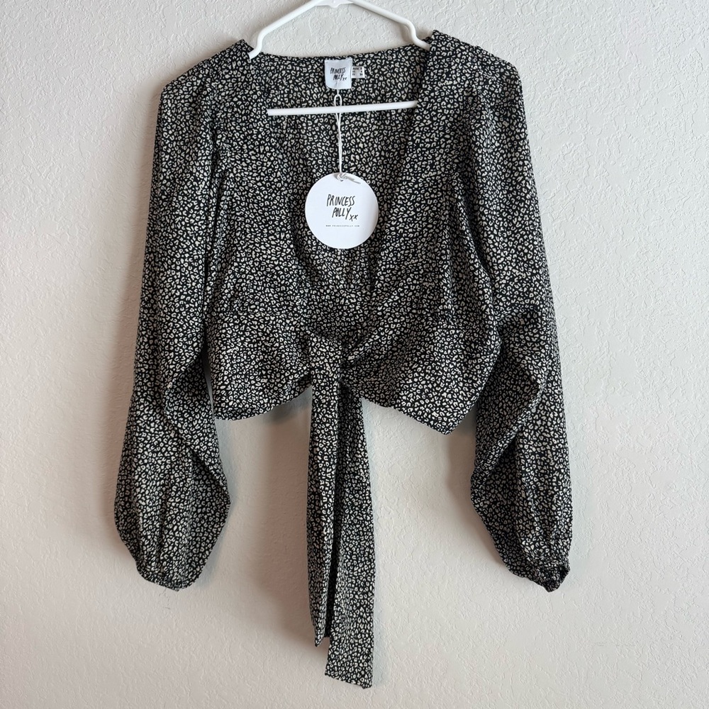 Princess Polly New Mood Tie Front Crop Blouse - Picture 3 of 7